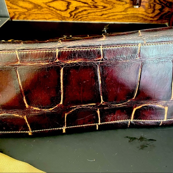 Dooney & Bourke bag - Picture 3 of 4